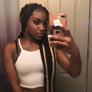 Meet your Posher, Tiarah